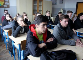Održana panel diskusija Važnost stranog jezika u struci