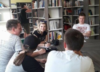 Noć knjige u školskoj knjižnici: okrugli stol “Budućnost knjige”