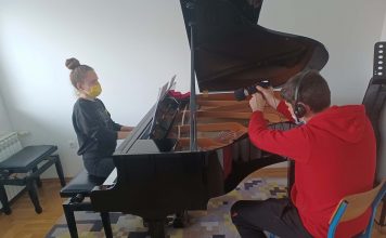 Zaigrajmo sonatu s Patricijom i Lukom putovanjem kroz klasiku